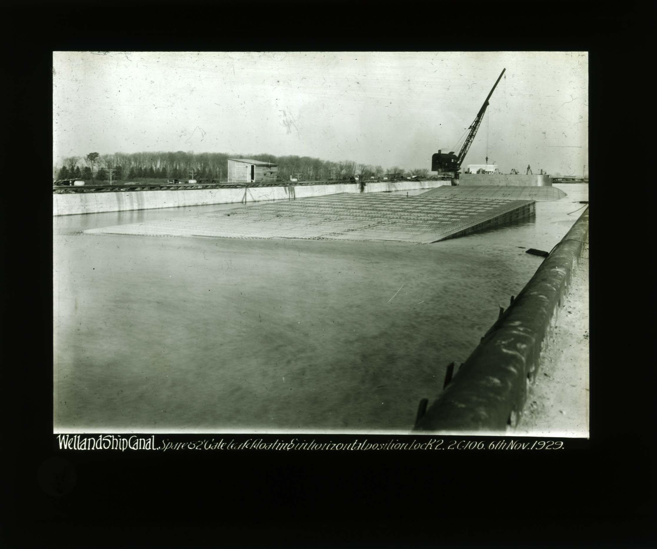 Spare 82’ gate leaf floating in horizontal position Lock 2